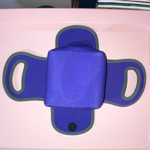 BUILT NY B Series Wine Cube Insulation Sleeve with handles. Purple & Gray. EUC - Picture 7 of 8